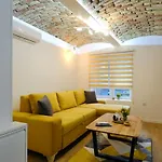 Seasons With Free Parking Apartment Sarajevo