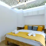 Seasons With Free Parking *