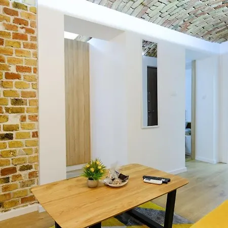 Apartment Seasons With Free Parking Sarajevo