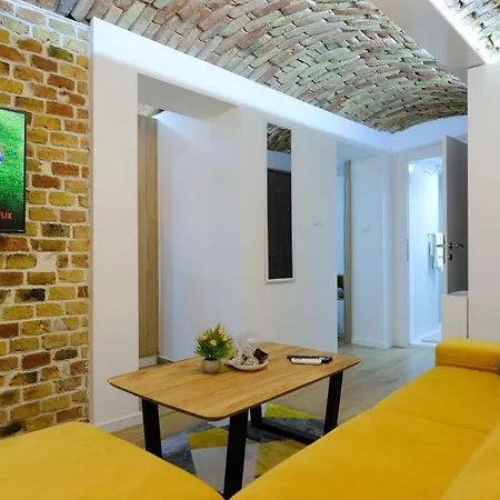 Apartament Seasons With Free Parking *