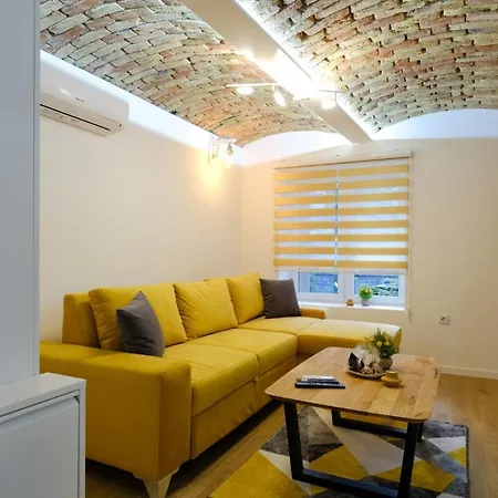 Seasons With Free Parking Apartment Sarajevo