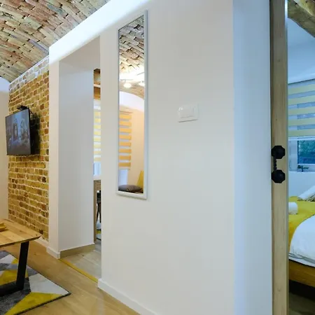 아파트 Seasons With Free Parking 사라예보