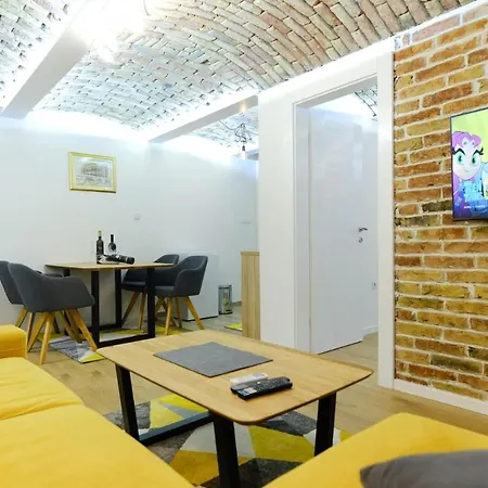 Seasons With Free Parking Apartment Sarajevo