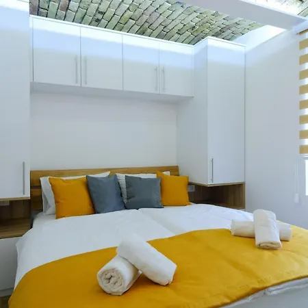 Seasons With Free Parking