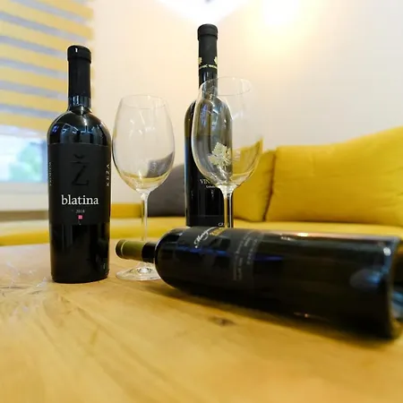 Seasons With Free Parking 사라예보