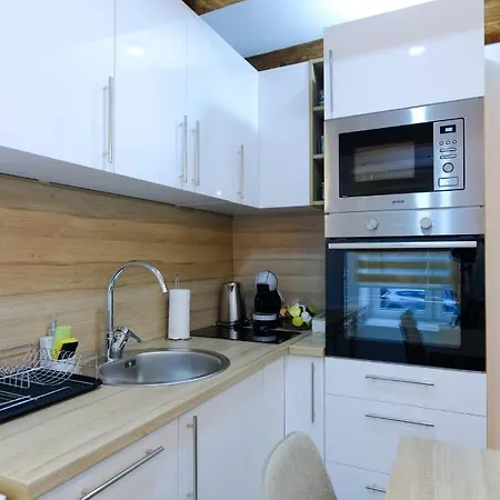 Apartment Seasons With Free Parking Sarajevo