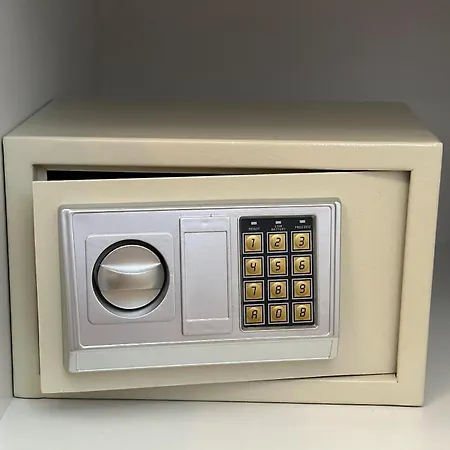 아파트 Seasons With Free Parking