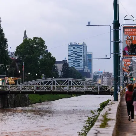 Apartment Seasons With Free Parking Sarajevo