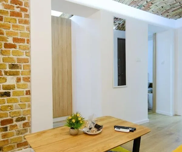 Apartment Seasons With Free Parking Sarajevo