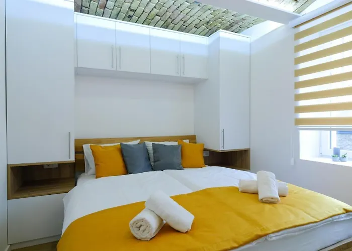 Seasons With Free Parking