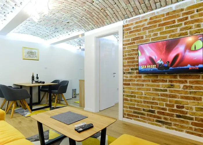 Seasons With Free Parking Apartment Sarajevo