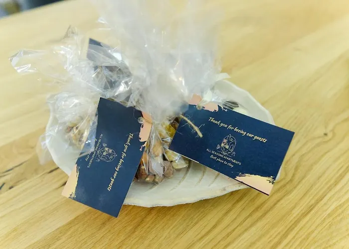 Seasons With Free Parking Apartment *